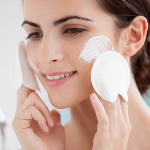 Get A Step Closer To Flawless Skin With These Simple Tips!